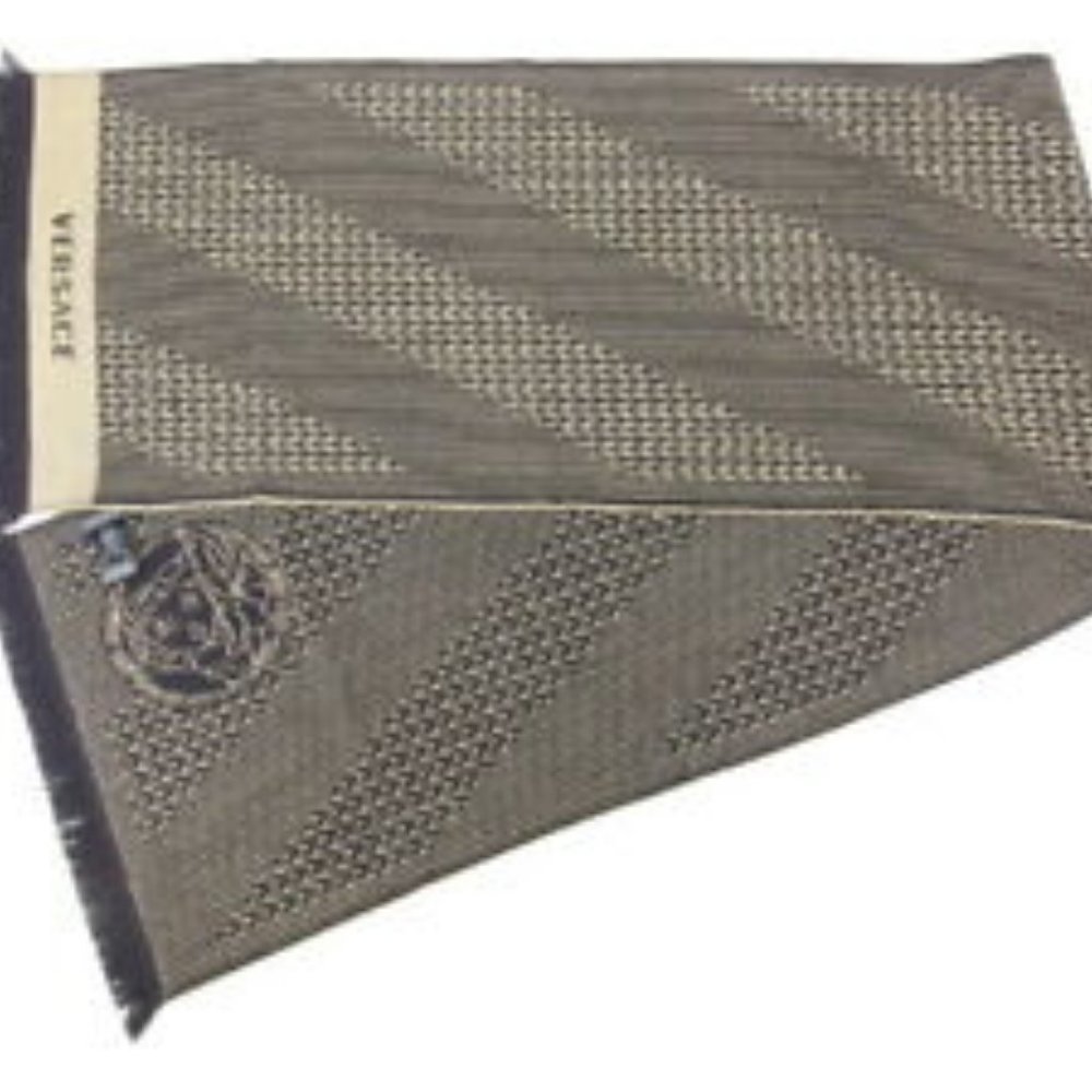 Versace Muffler Beige Authentic - image 4